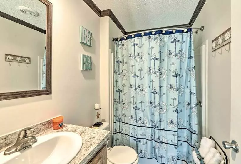 Pelican Place  Coastal Cottage Walk To Back Sound