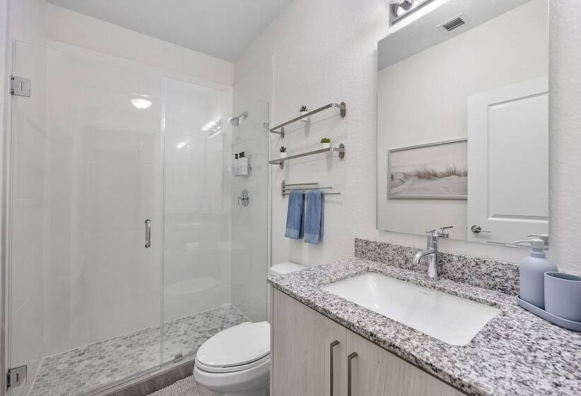 بنسيون Avi Lux Stay