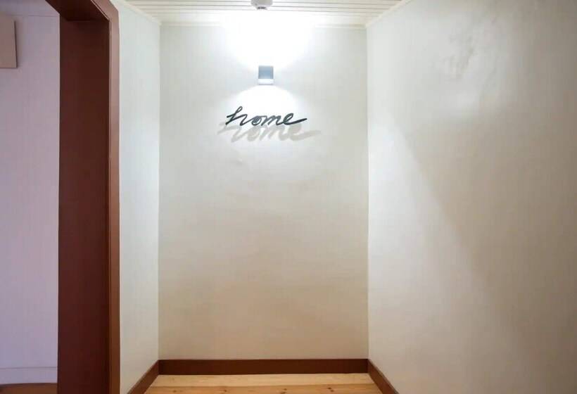 پانسیون Peaceful 2bedrooms W/ Patio In Lisbon