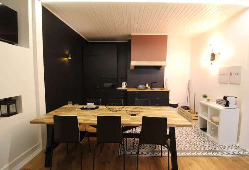 پانسیون Peaceful 2bedrooms W/ Patio In Lisbon