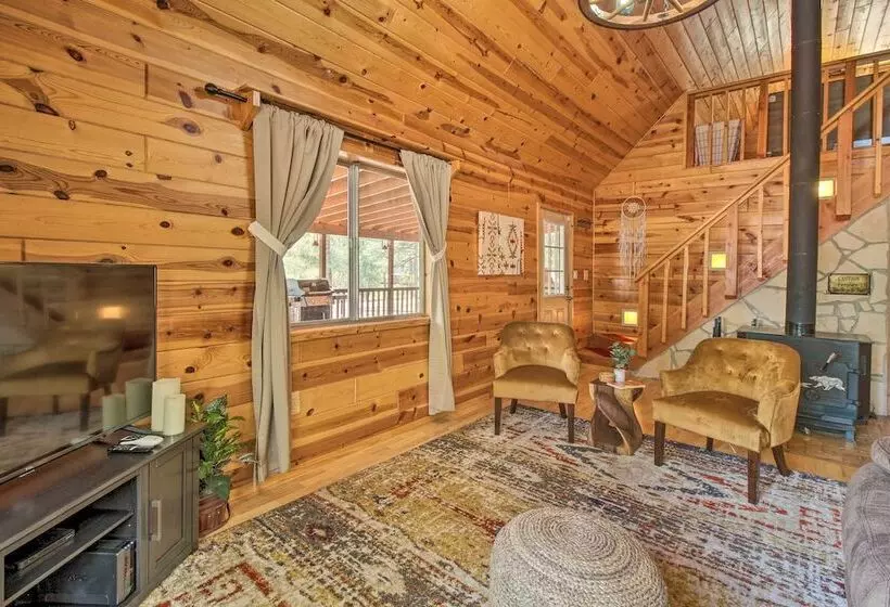 Large Deck, Grill: Pet Friendly Show Low Retreat!