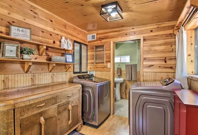 Large Deck, Grill: Pet Friendly Show Low Retreat!
