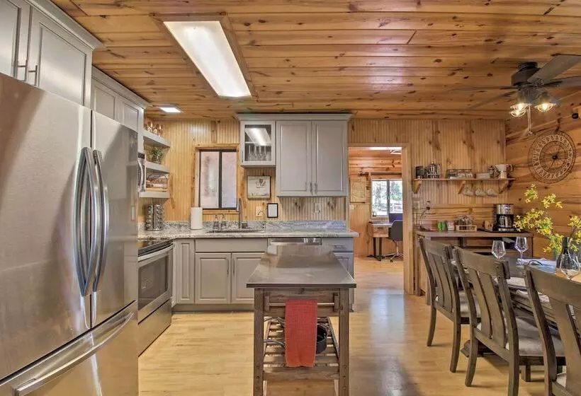 Large Deck, Grill: Pet Friendly Show Low Retreat!