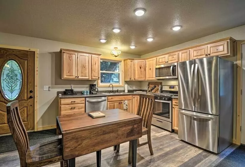 Pet Friendly Petoskey Area Cabin, Walk To River!