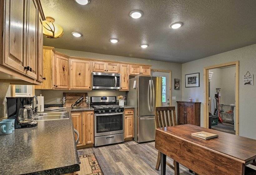 Pet Friendly Petoskey Area Cabin, Walk To River!