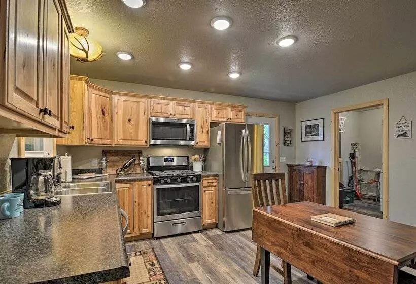 Pet Friendly Petoskey Area Cabin, Walk To River!