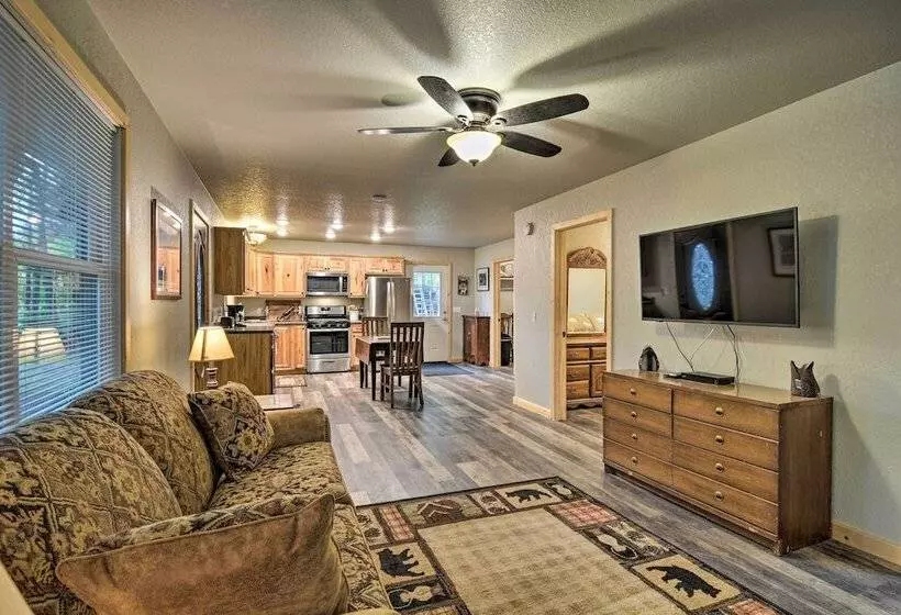 Pet Friendly Petoskey Area Cabin, Walk To River!