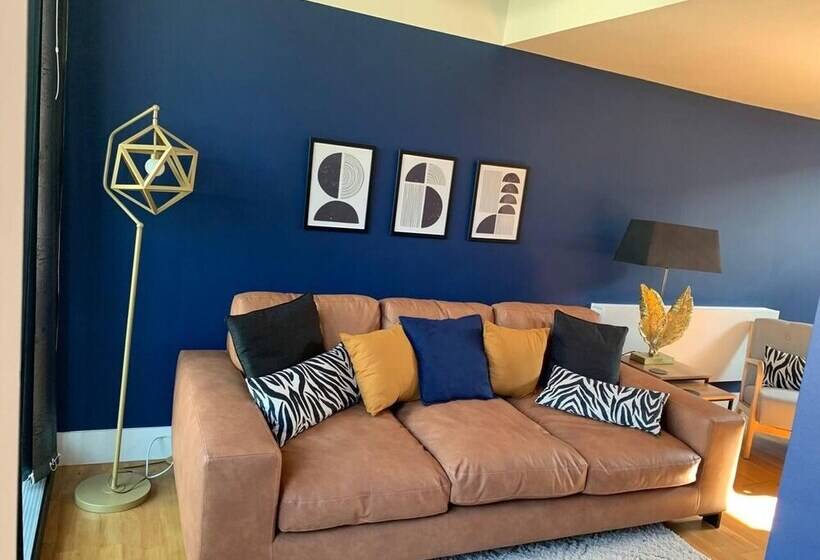 Резиденция The Media City House