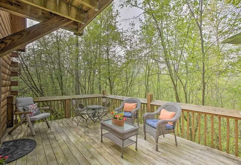 Resort Cabin W/ Fire Pit: Golf, Hike And Play!