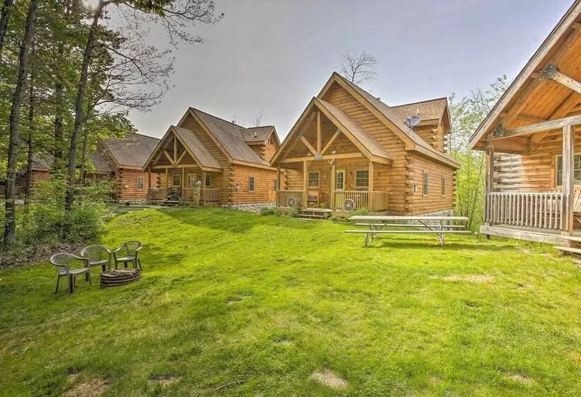 Resort Cabin W/ Fire Pit: Golf, Hike And Play!