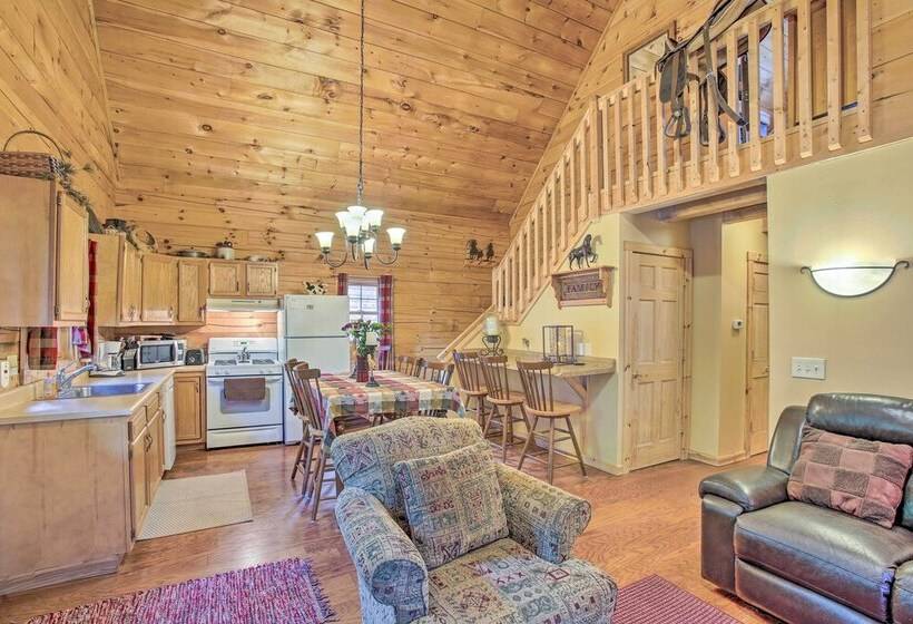 Resort Cabin W/ Fire Pit: Golf, Hike And Play!