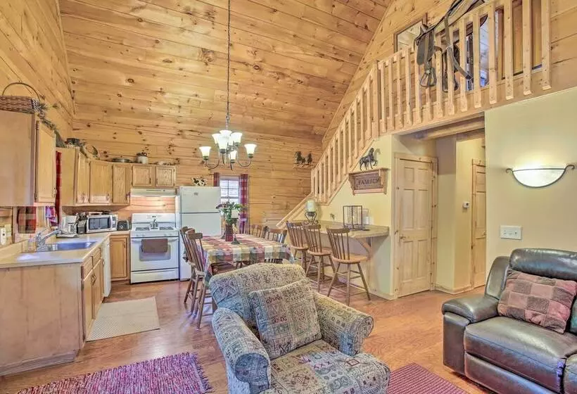 Resort Cabin W/ Fire Pit: Golf, Hike And Play!