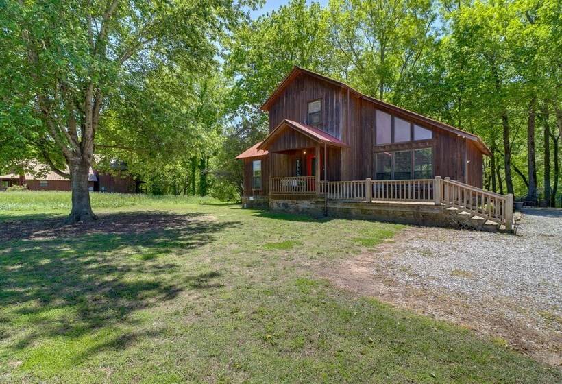 Roomy Riverfront Trout Valley Cabin W/ Porch!