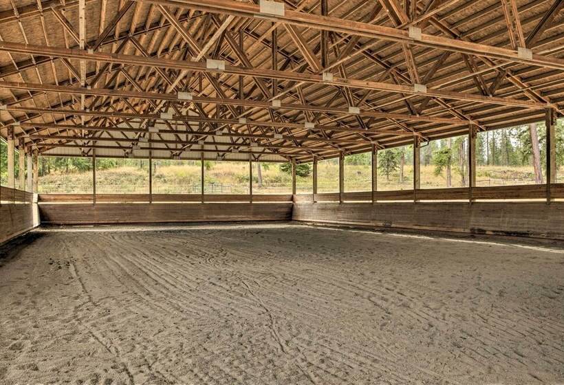 Rural Kettle Falls Bunkhouse W/ Airstrip & Trails!