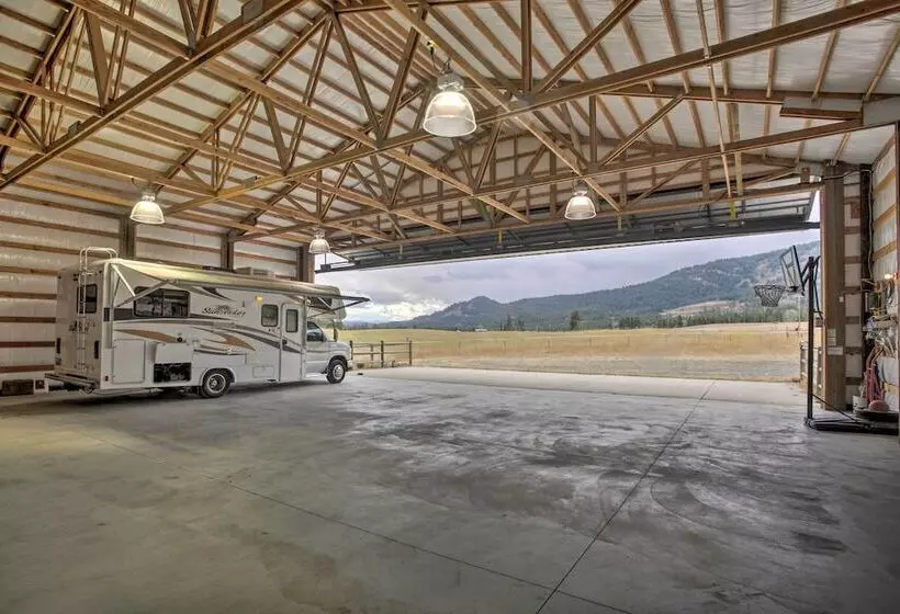 Rural Kettle Falls Bunkhouse W/ Airstrip & Trails!