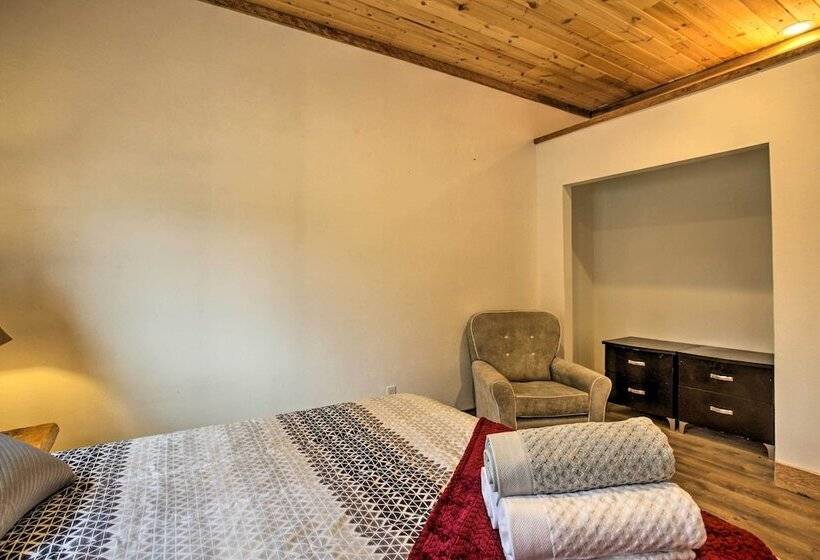 Rural Kettle Falls Bunkhouse W/ Airstrip & Trails!