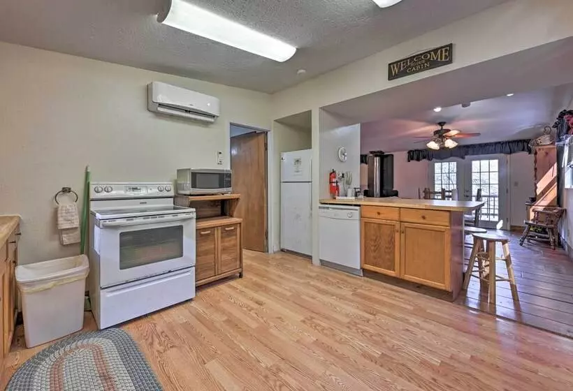 Secluded Bryson City Home W/ Deck, Steps To Creek!