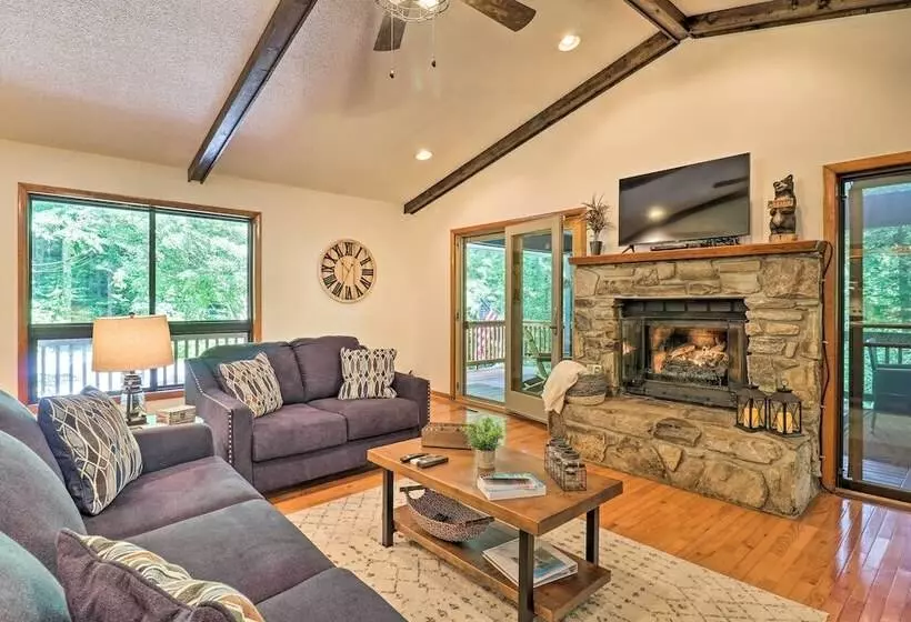 Smoky Mountain Retreat W/ Games, Fire Pit & Patio!