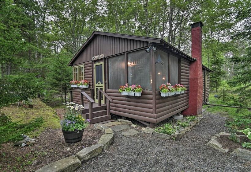 Sprucewold  Boothbay Harbor Cottage W/ Deck