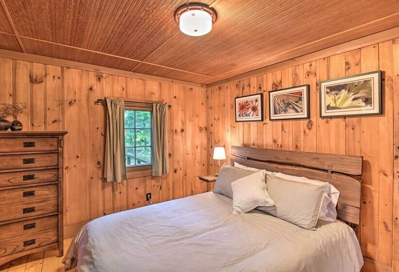 Sprucewold  Boothbay Harbor Cottage W/ Deck