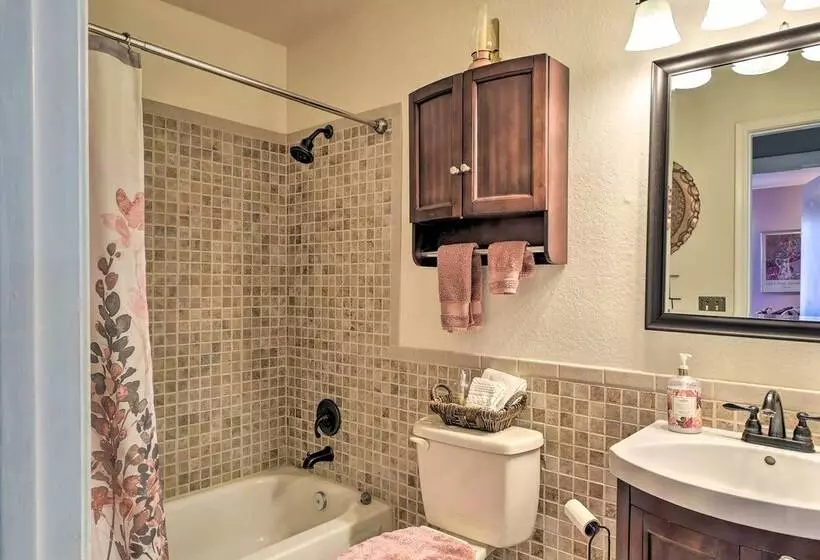 Sun Lit Tucson Digs W/ Private Pool & Patio!