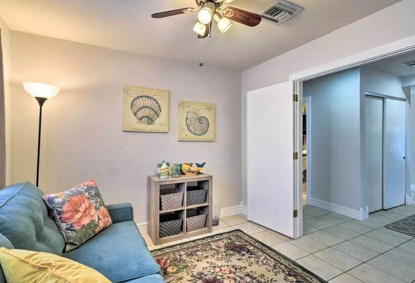 Sun Lit Tucson Digs W/ Private Pool & Patio!