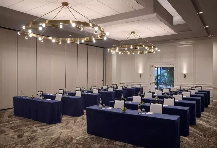 The Cottages At Pga National Resort