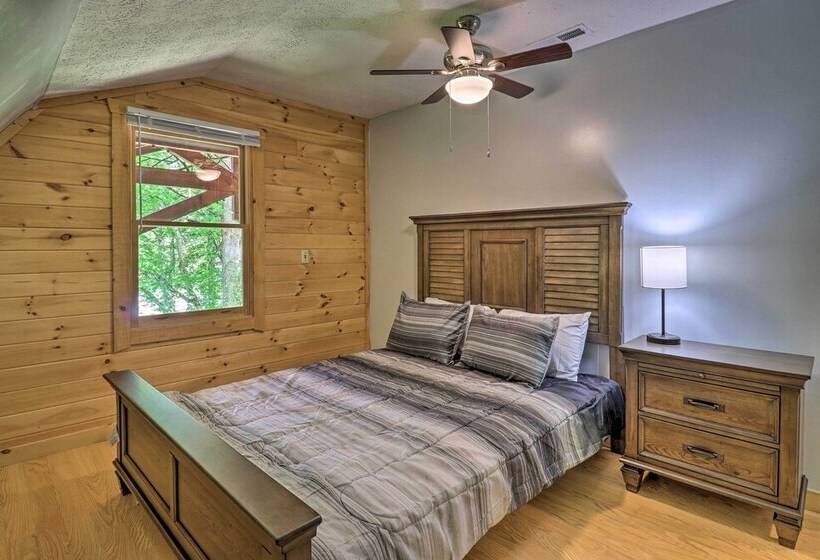 Updated Cabin: <10 Miles To Skiing & Hiking!