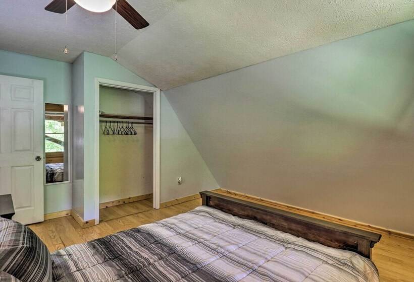 Updated Cabin: <10 Miles To Skiing & Hiking!