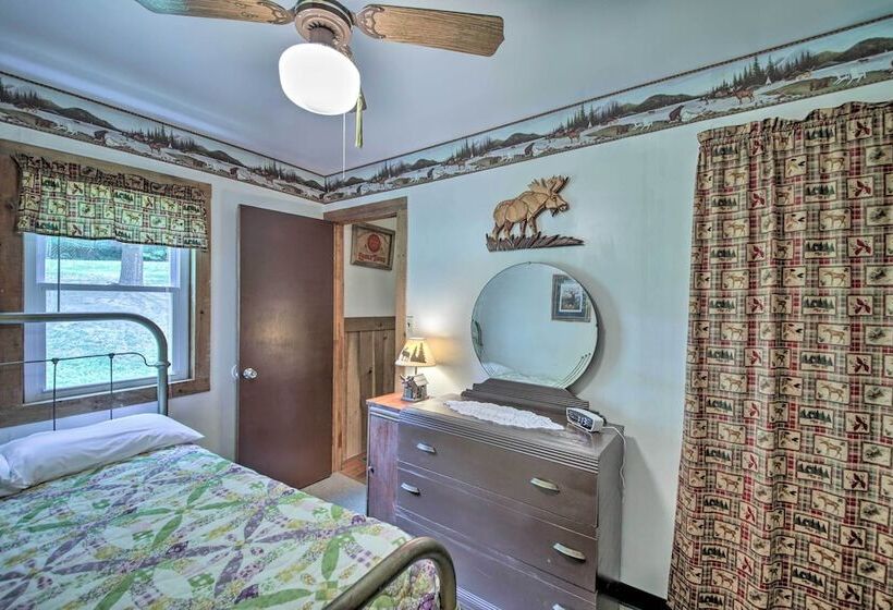 Waters Edge Retreat W/ Deck On Patoka Lake!