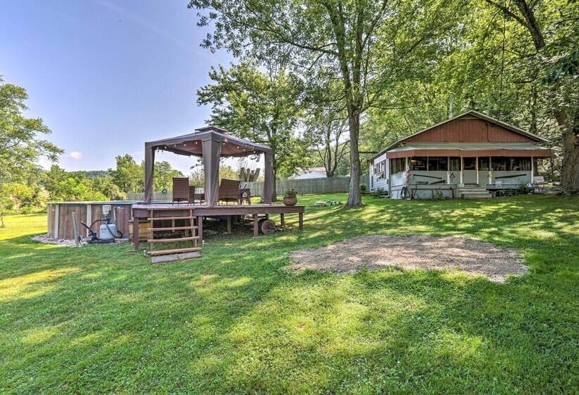 Wee Humble Cottage W/ Area Hunting + Canoeing!