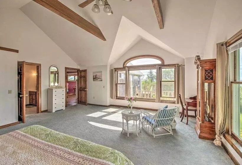 Acadia National Park Home W/ Deck & Ocean View!