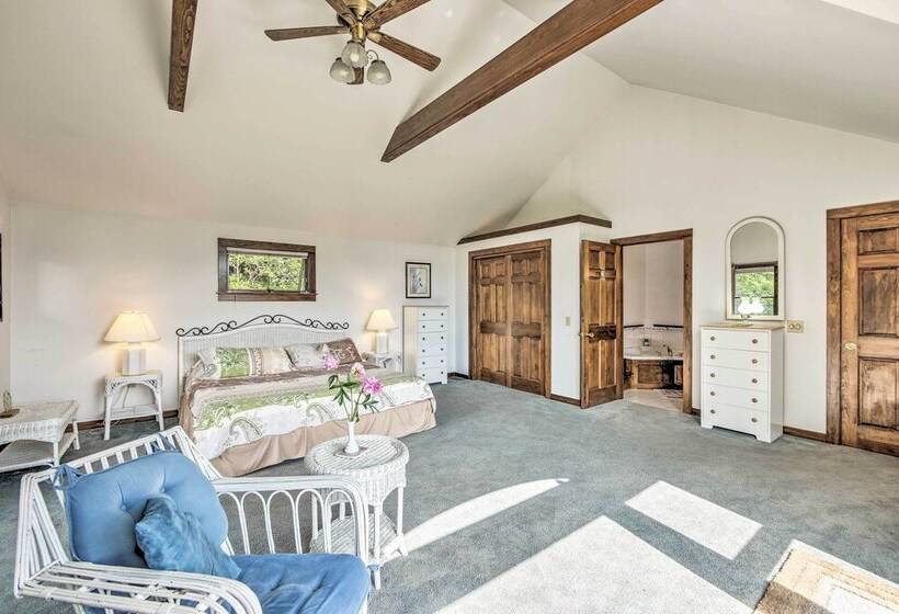 Acadia National Park Home W/ Deck & Ocean View!