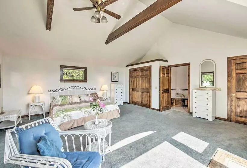 Acadia National Park Home W/ Deck & Ocean View!