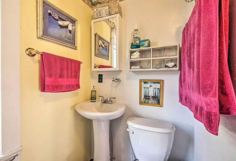 Acadia National Park Home W/ Deck & Ocean View!