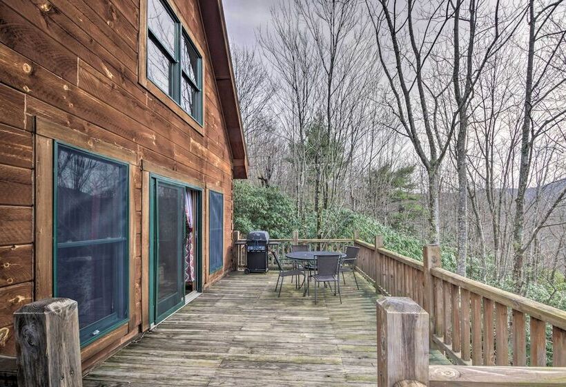 Beech Mountain Cabin W/ 180° Views: Near Hiking!