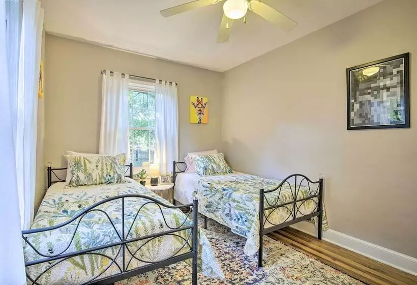 Bright Home W/ Yard In Historic Fuquay Varina!