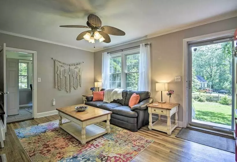 Bright Home W/ Yard In Historic Fuquay Varina!