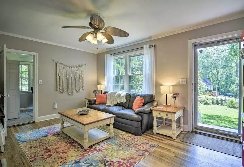 Bright Home W/ Yard In Historic Fuquay Varina!