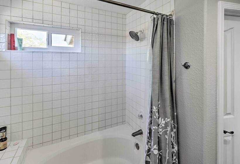 Bullhead City Pad With Pool & Patio: Near River