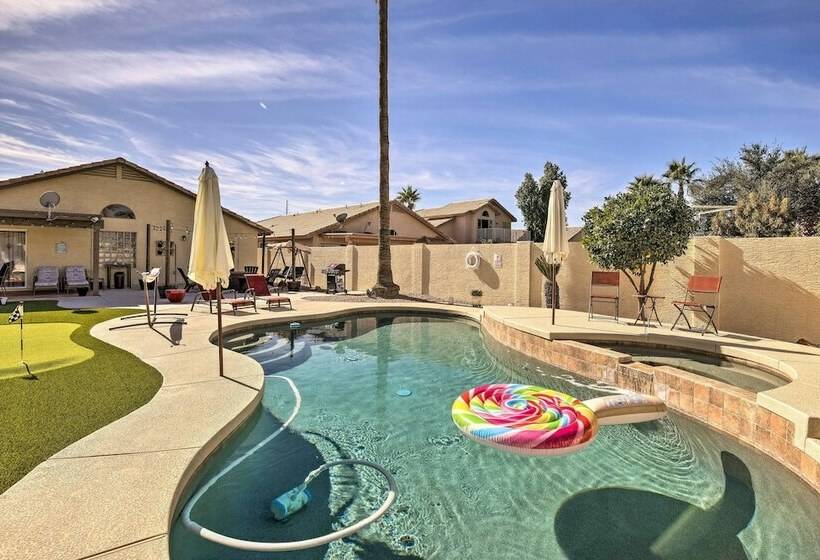 Chandler House W/ Hot Tub, Pool & Fire Pit!