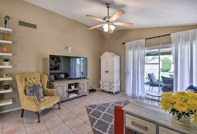 Chandler House W/ Hot Tub, Pool & Fire Pit!