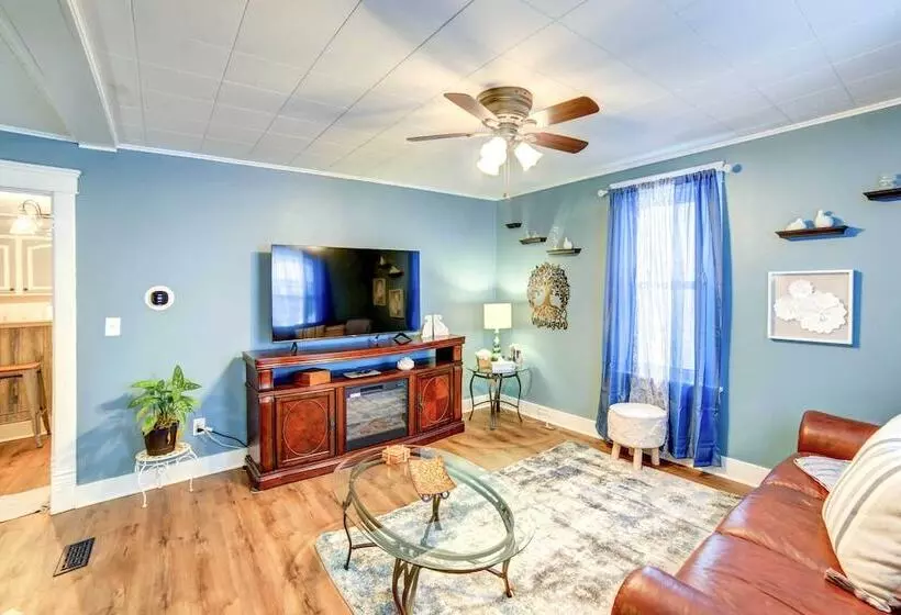 Charming Negaunee Home ~ 2 Mi To Teal Lake!