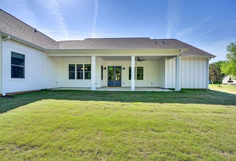 Clemson Home Near Memorial Stadium, Lake Hartwell!