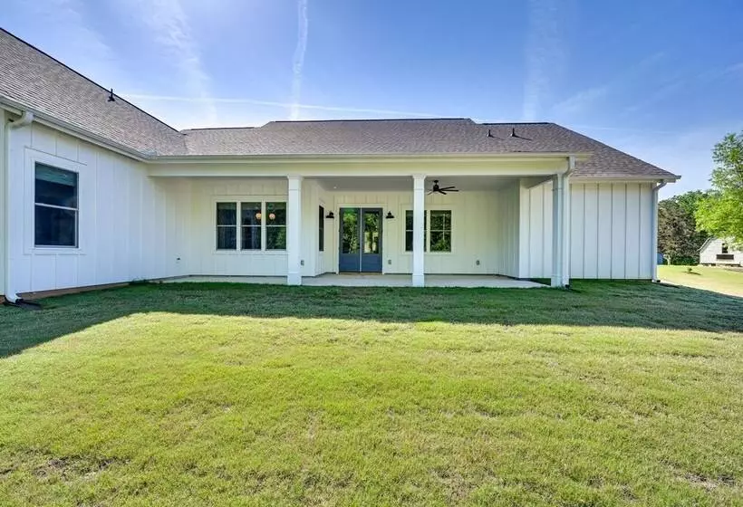 Clemson Home Near Memorial Stadium, Lake Hartwell!