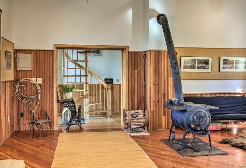 Converted Historic Schoolhouse W/ Hot Tub & Views!
