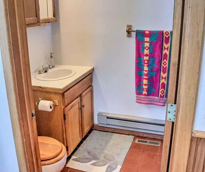 Converted Historic Schoolhouse W/ Hot Tub & Views!