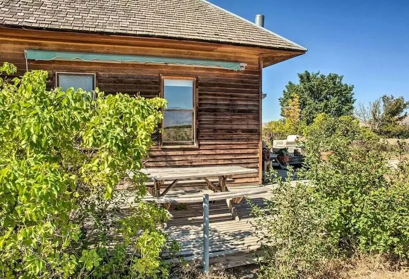 Converted Historic Schoolhouse W/ Hot Tub & Views!