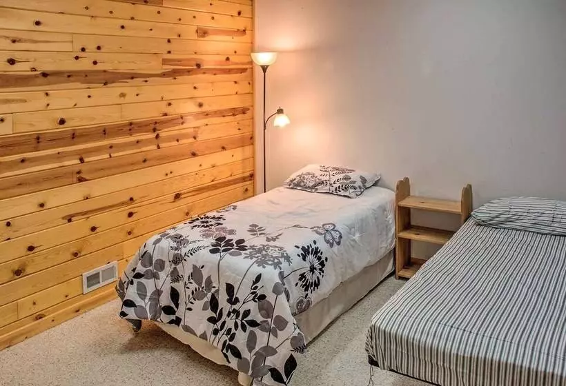 Converted Historic Schoolhouse W/ Hot Tub & Views!