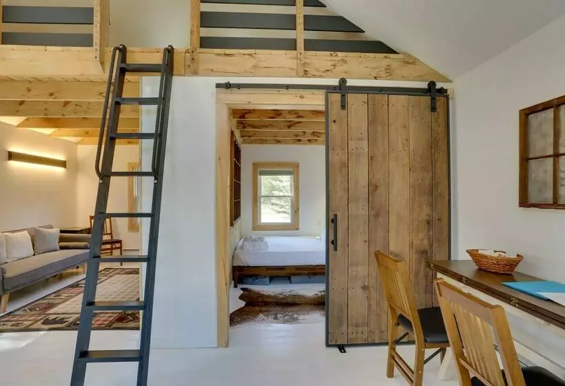 Cozy Catskills Tiny Home ~ 3 Mi To Bethel Woods!